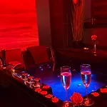 Business-romantique, Jacuzzi, Billard 펜션 *