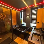 Tatil Evi Business-romantique, Jacuzzi, Billard Verviers